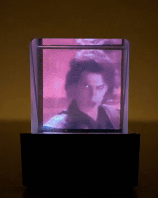 Holographic Crystal Cube